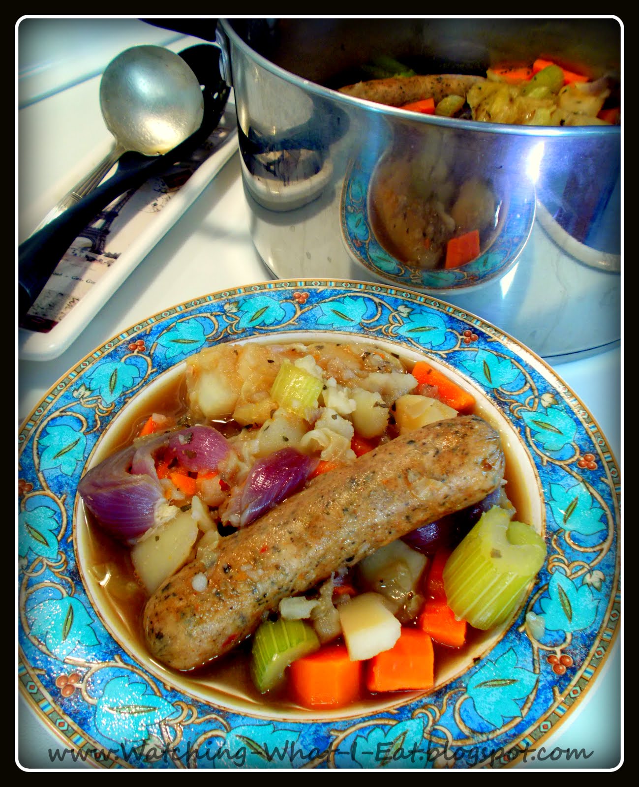 Watching What I Eat: Trader Joe's Chicken Sausage with Simmered Veggies