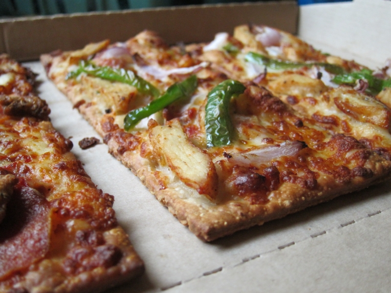 Review Pizza Hut Firebaked Style Flatbread Pizzas Brand Eating