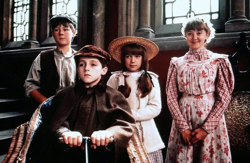 El cantar de Antonia Película versus Libro "EL JARDÍN