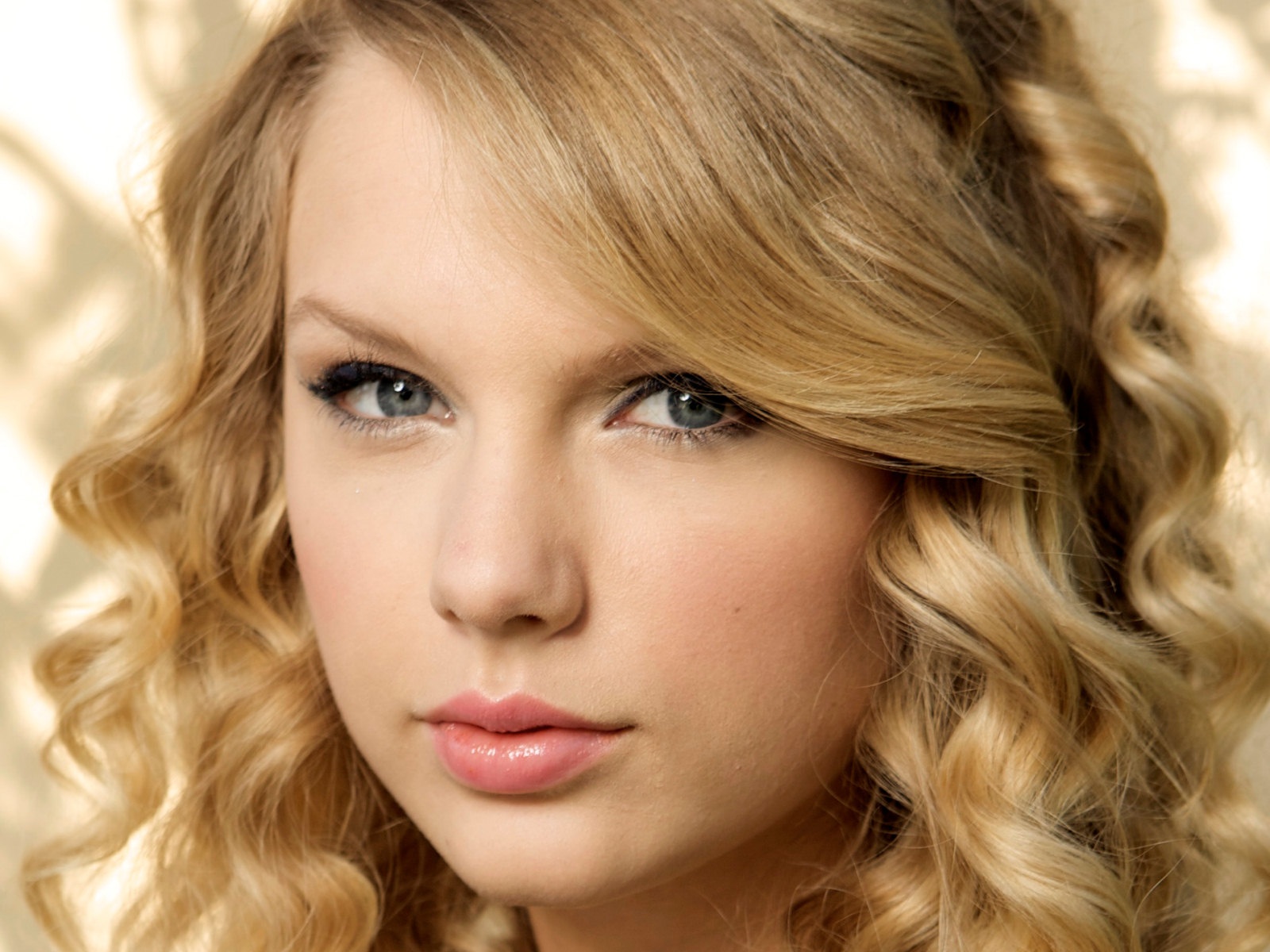 Super Hollywood: Taylor Swift HD Wallpapers 2012
