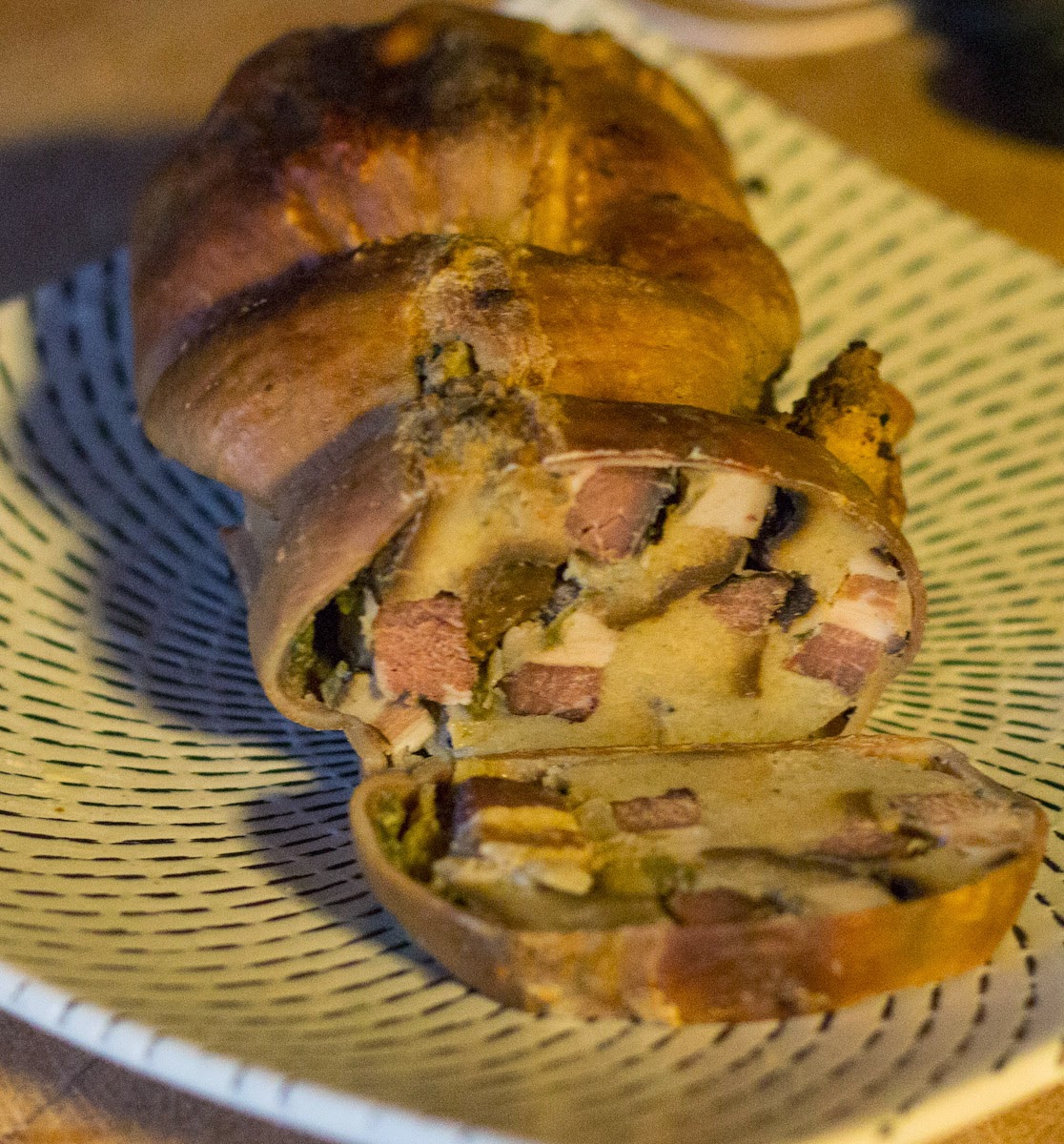 Stuffed and Roasted Pig's Stomach