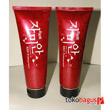 RED Pomegranate WHITENING CLEANSER 300ML