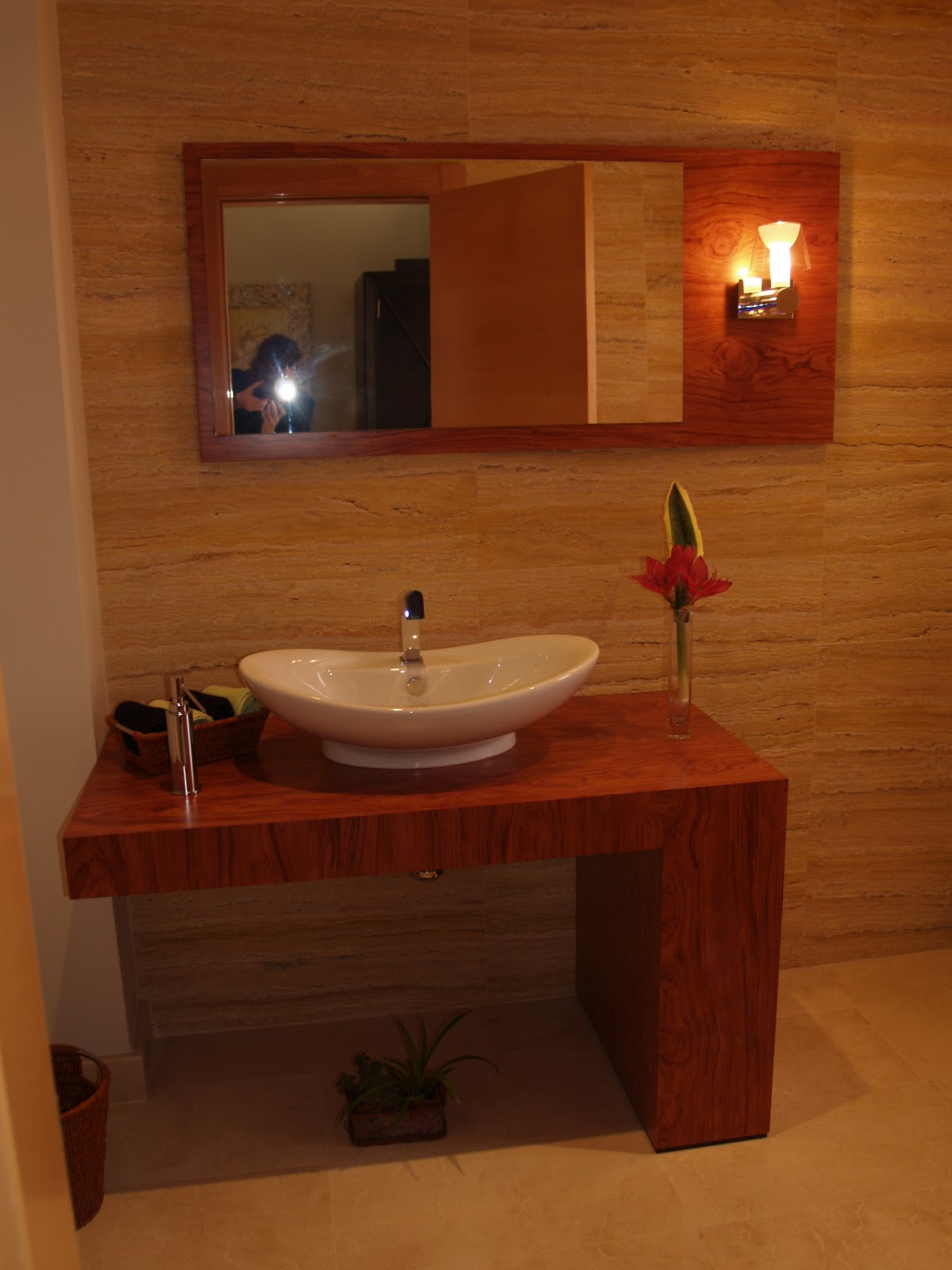 Ebanisteria KDWC: febrero 2011