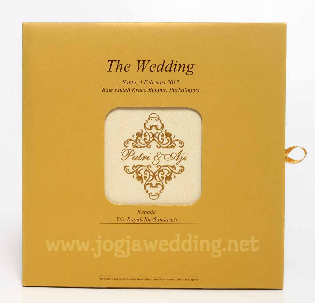 http://1.bp.blogspot.com/-putaKcy_Ln8/Tydpvf_Na2I/AAAAAAAABUQ/F4Rg7x7nK9A/s1600/undangan%20nikah%20hard%20cover%20(1).jpg