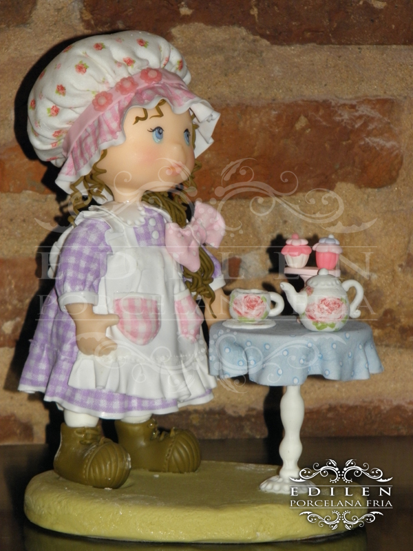 sarah kay en porcelana fria