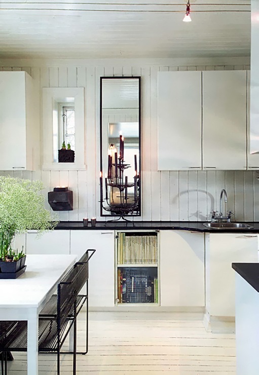 Cuisine contemporaine blanche et noire