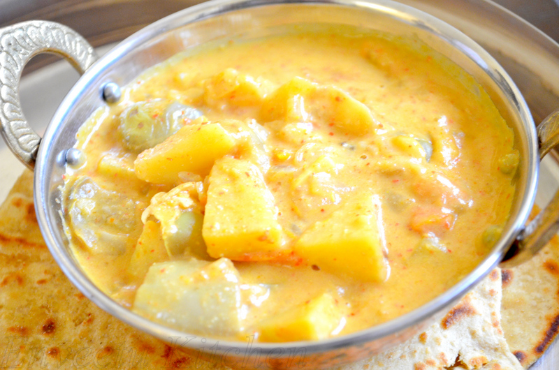 AlooBaingan/PotatoBrinjal Curry SideDish for Roti I Camp in my