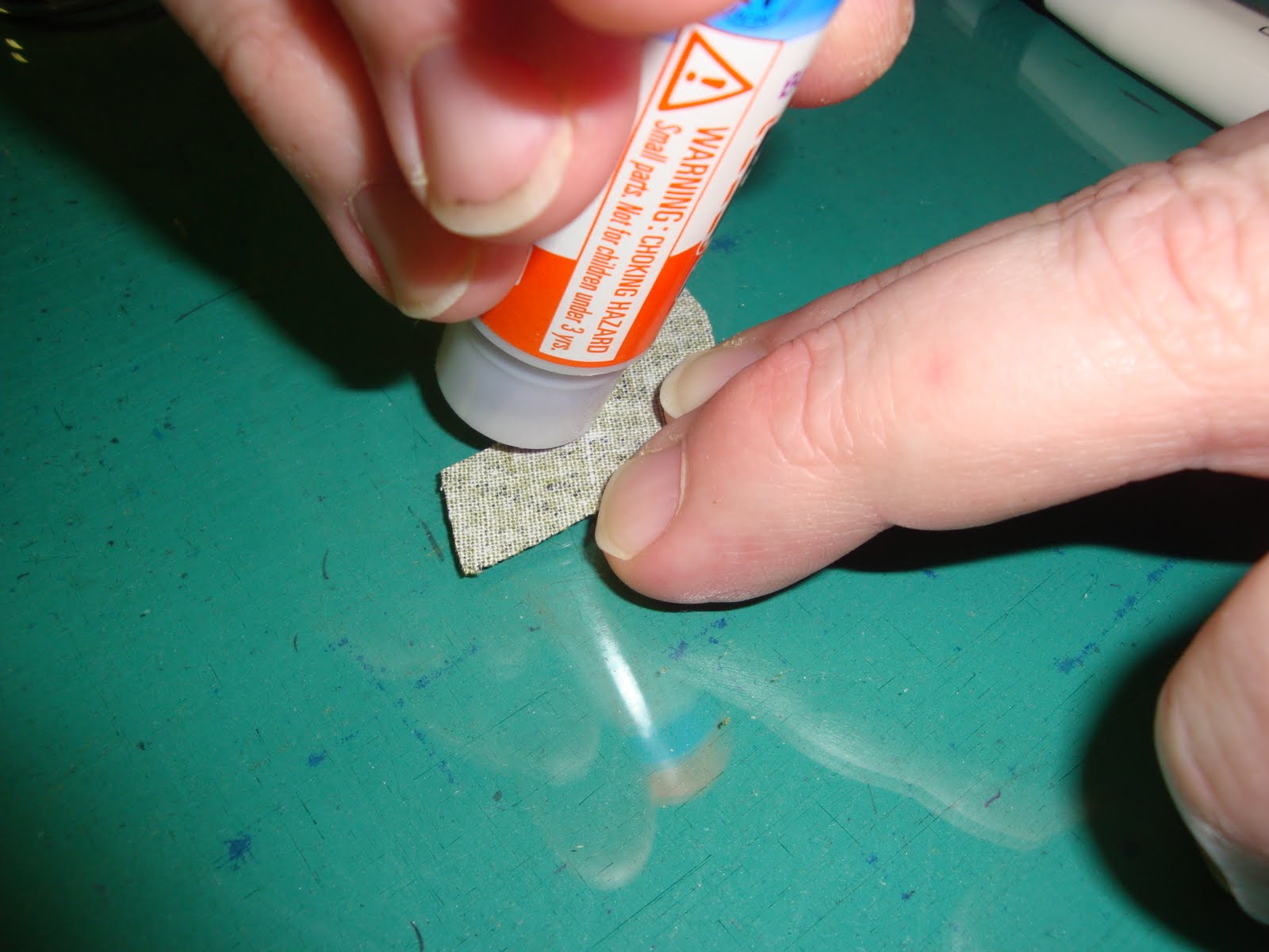 FABRIC THERAPY Glue stick applique, the tutorial PART ONE...