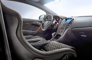 Opel Astra OPC EXTREME