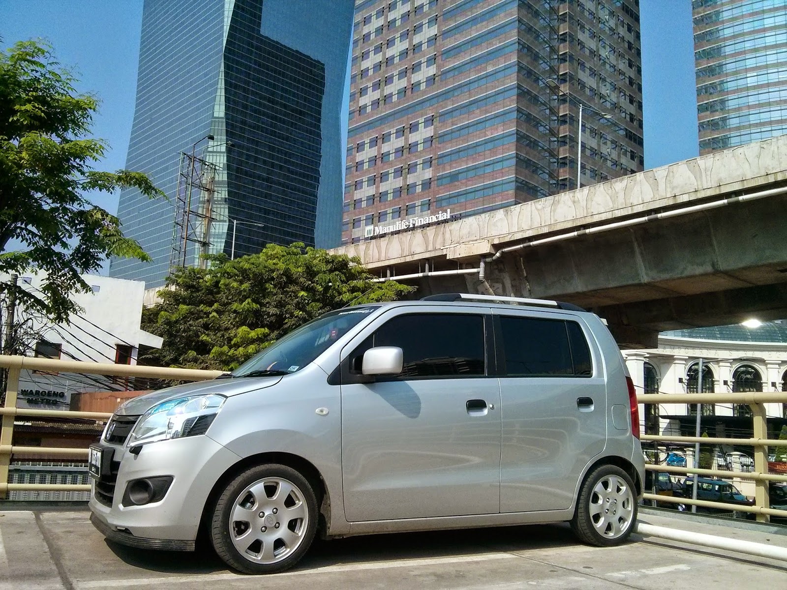 Modifikasi Mobil Suzuki Karimun Kotak