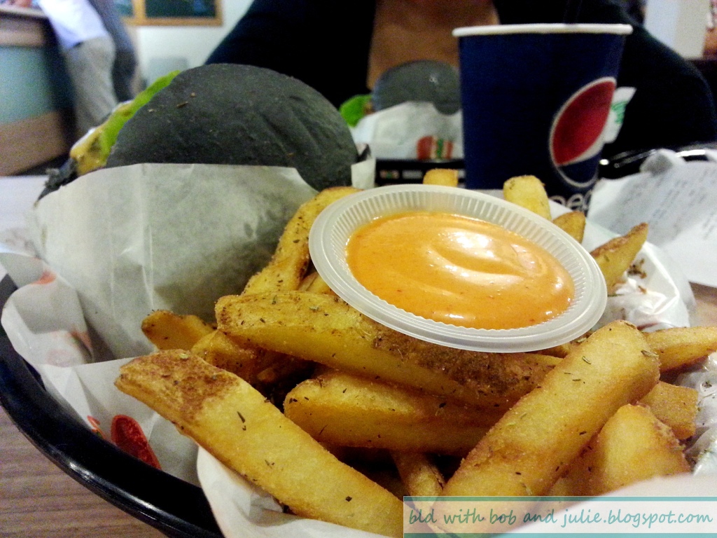 BLD with Bob and Julie myBurgerLab Seapark