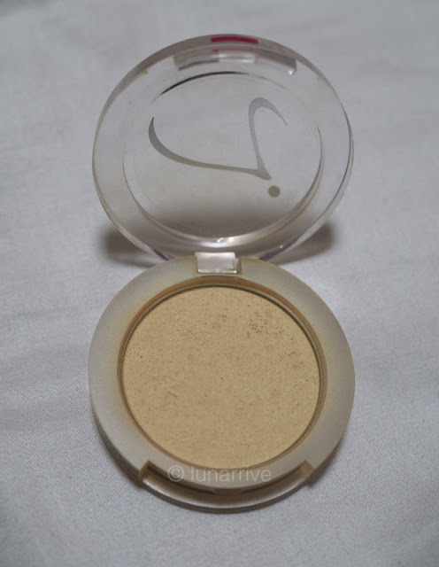 Jane Iredale PurePressed Base SPF 20 Mineral Foundation Review Lunarrive Singapore Lifestyle Blog