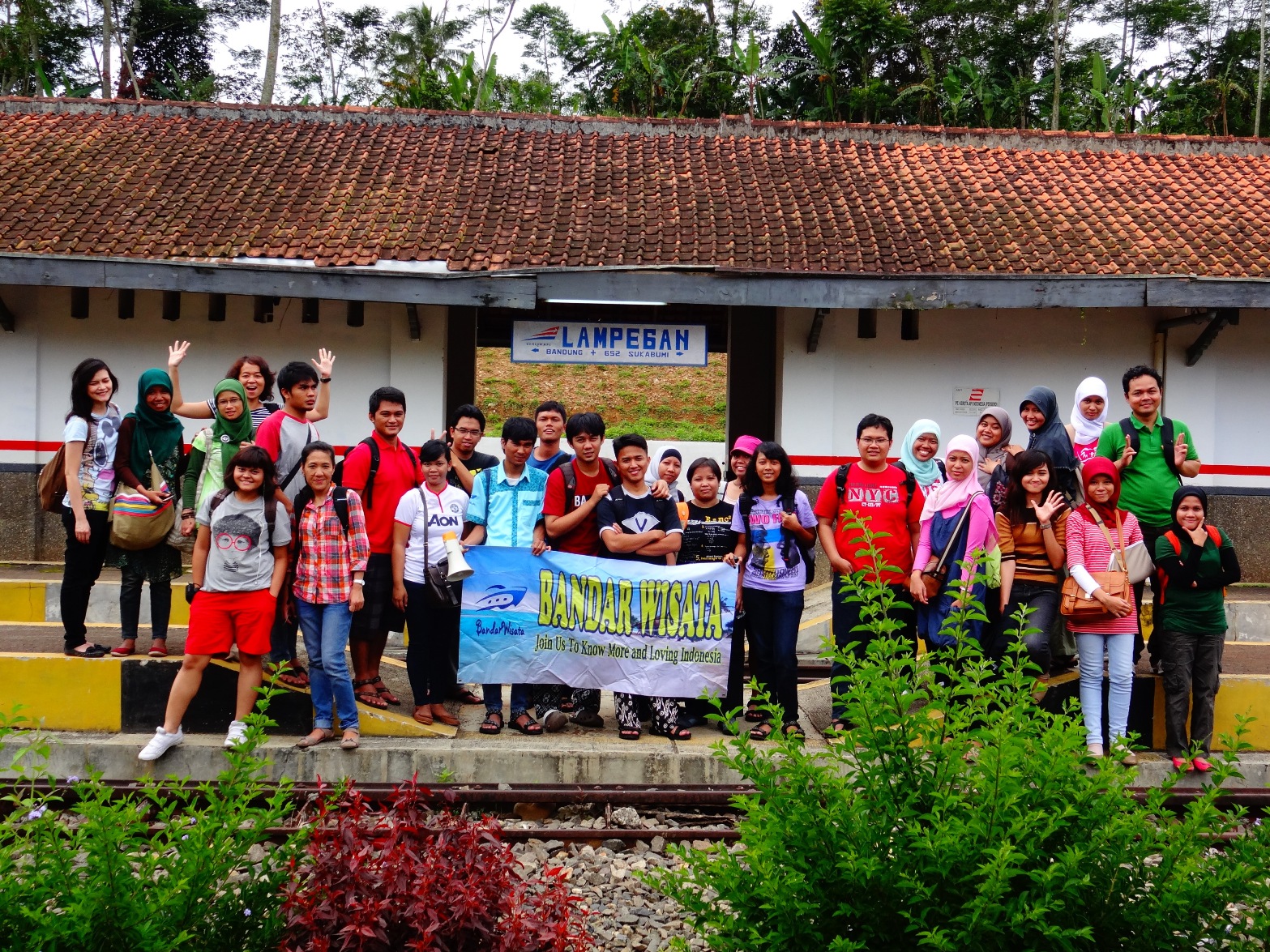 .I.C.Y.S.T.O.R.Y.: 3 Places in One Day Travelling at Cianjur