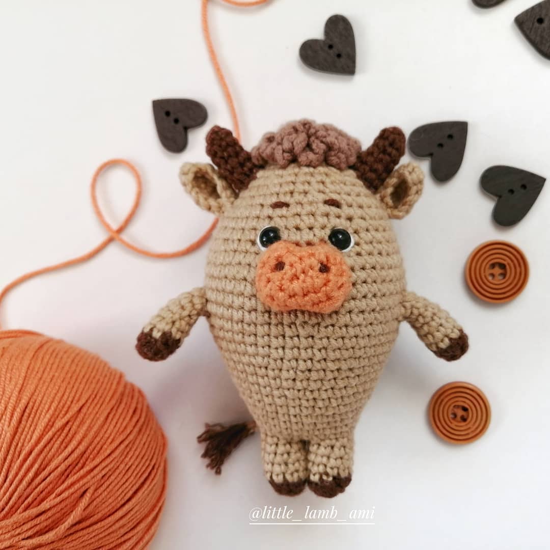 Crochet toy bull amigurumi Crochet toy bull amigurumi