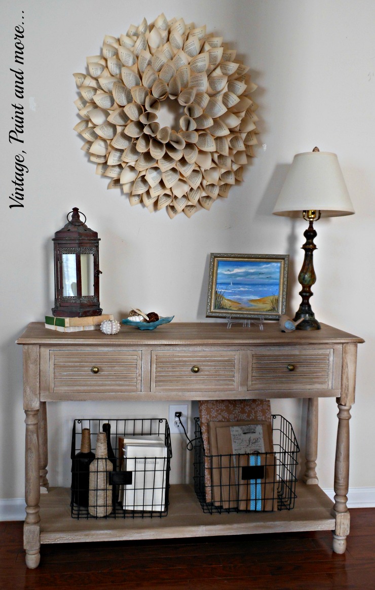 Small apartment entryway: personal project entry photo wall ...