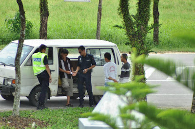 Polis Perasuah. Jangan percaya polis, Polis Jahat