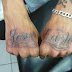 tattoo nas mãos Jesus Cristo