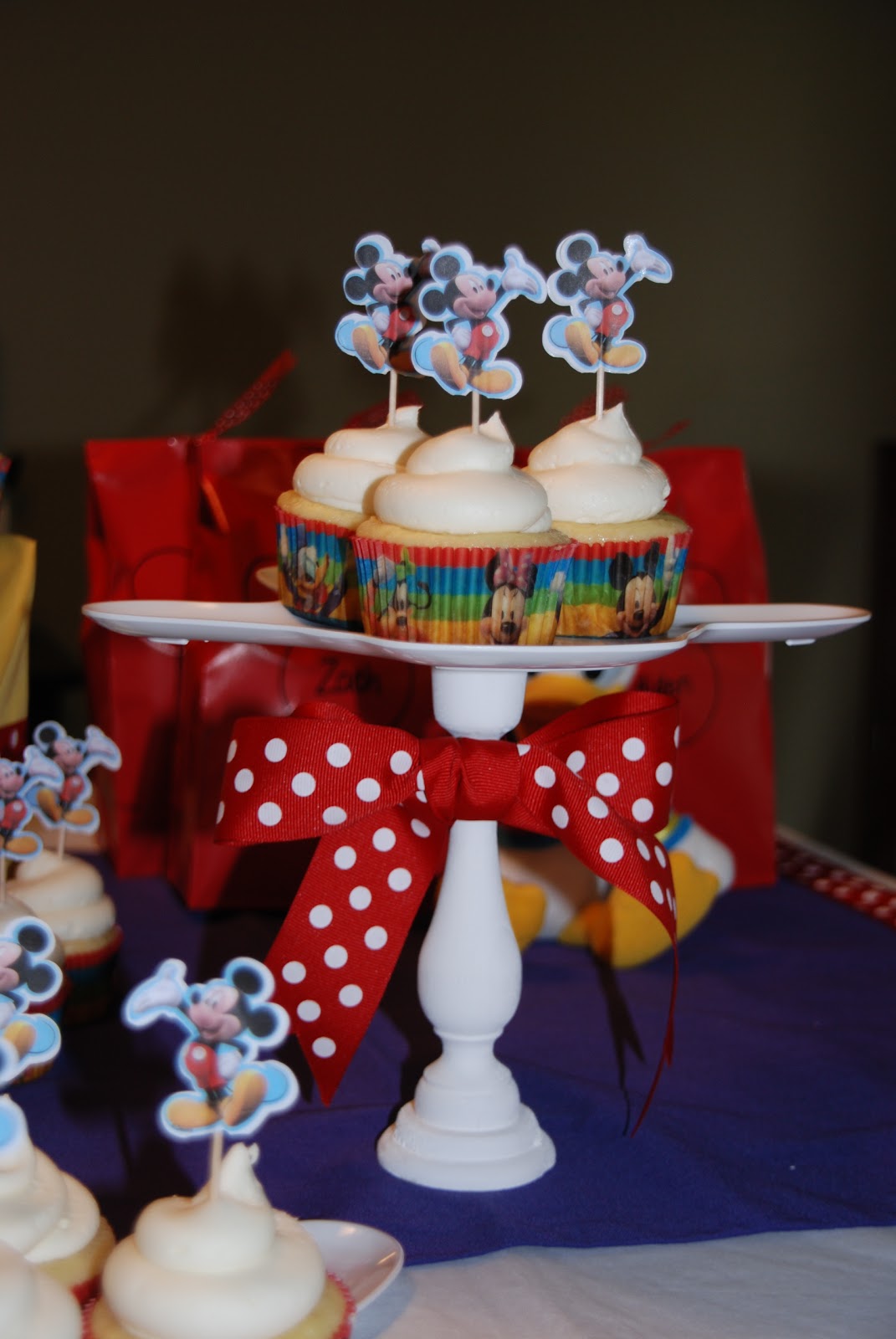 Pirates & Princesses Mickey Mouse Cupcake Stand DIY