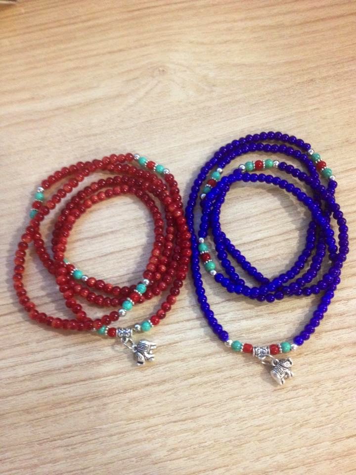 Colar/pulseira com pedras