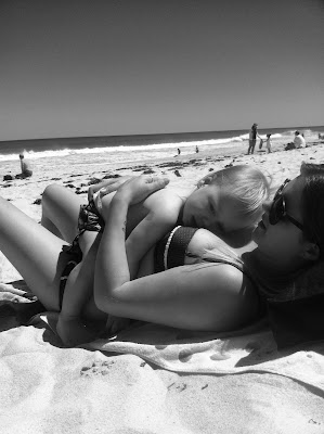 beach cuddles