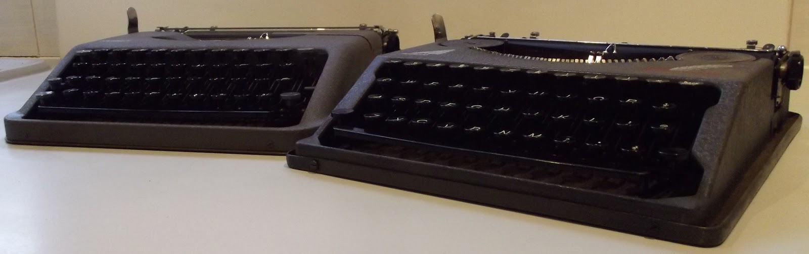 oz.Typewriter The Hermes Featherweight and the Baby Typewriters it Spawned