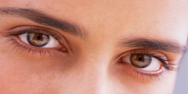 إفحص عينيك بإستعمال الأنترنت فقط ( الطريقة حقيقية بعد إستشارة طبيب أعين)