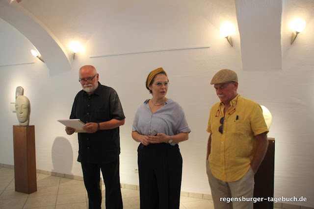 Nomad Women On The Move Nomad Women On The Move