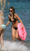 Maria Menounos hot in a black bikini
