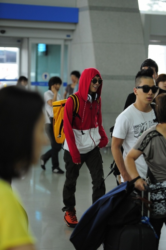 [Pics] BB en el aeropuerto de Incheon Bigbang+incheon+airport+2