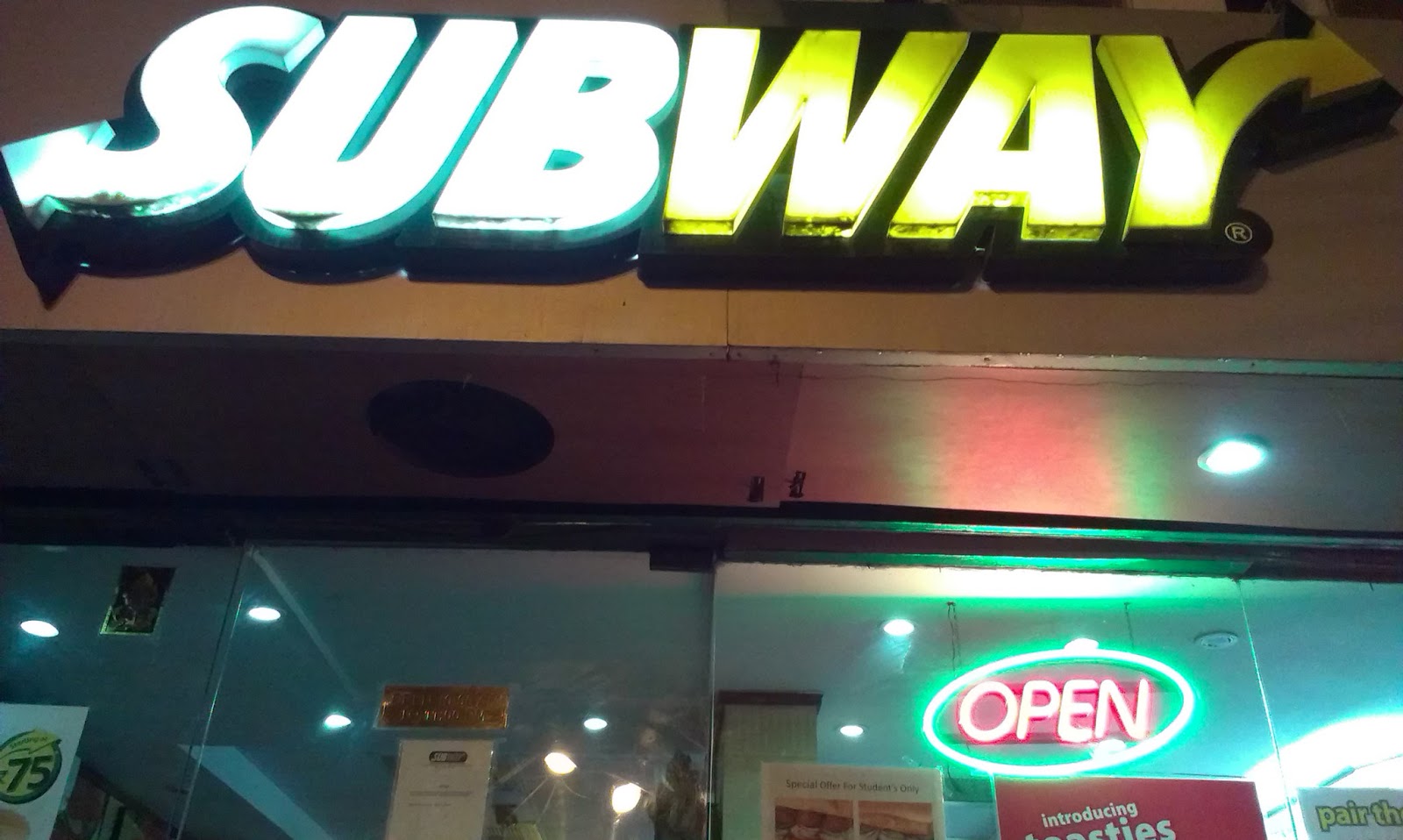 EatOutsDelhi July 2013