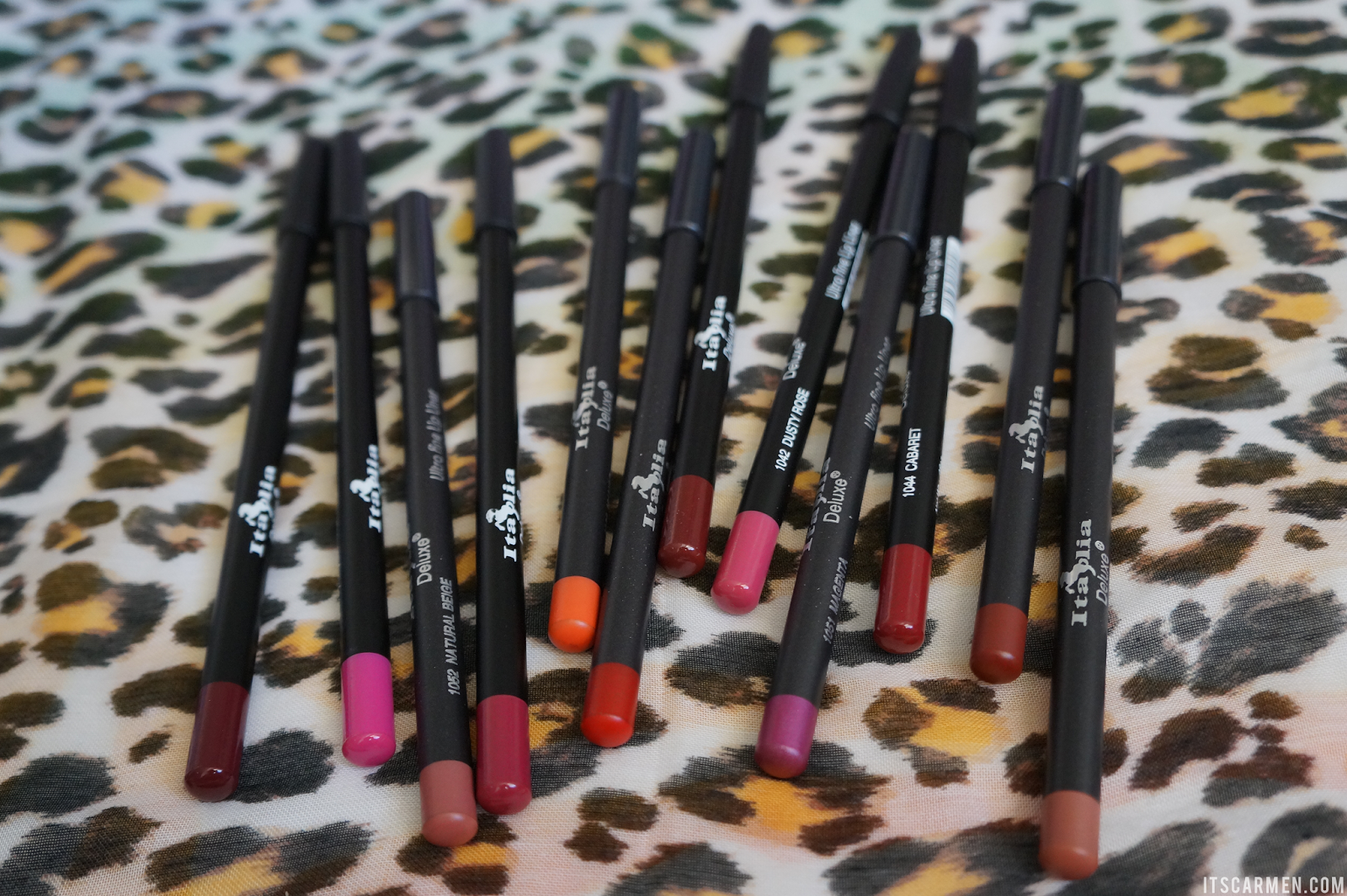 Italia Deluxe Ultra Fine Lip Liner Review / Carmen Varner // Lifestyle