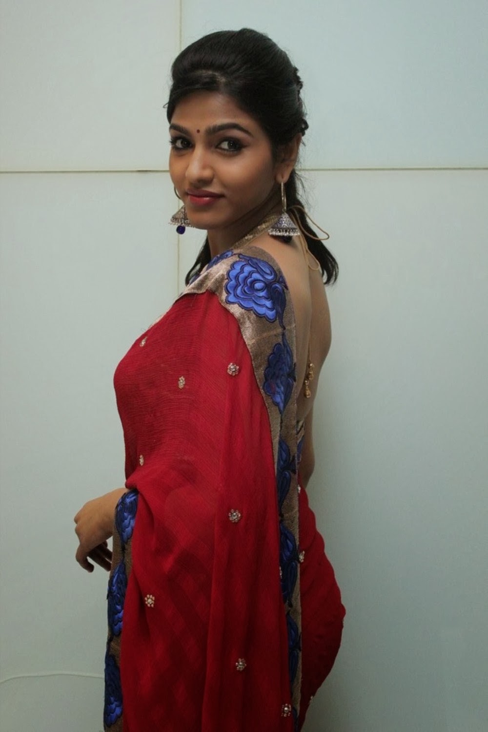 actress dhansika dhansika junglekey in image 100 actress dhansika dhansika junglekey in image 100