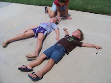 Outdoor life-sized chalk drawings, 2010