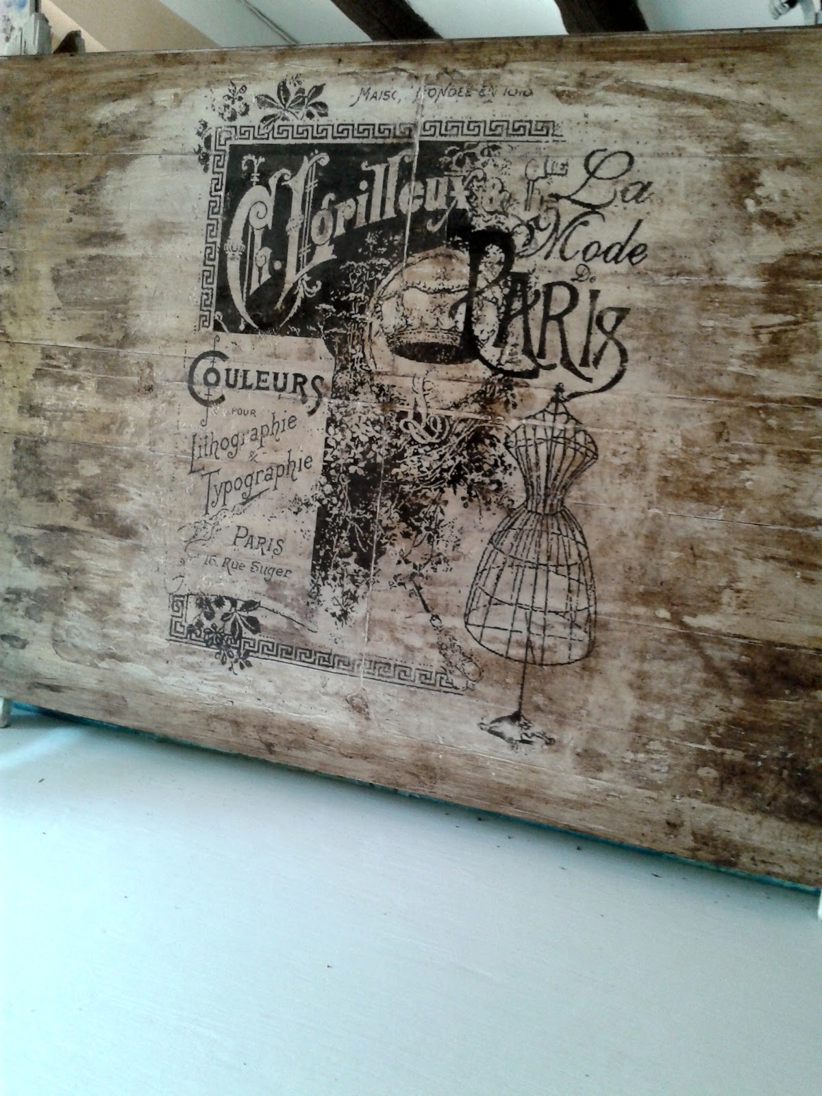 Decoupage, transfer y otras técnicas. Restauración de muebles