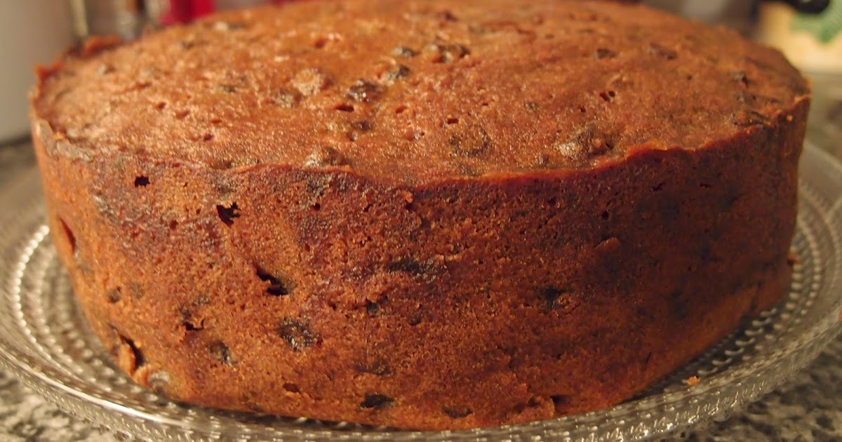 The Caked Crusader Light ginger fruit cake