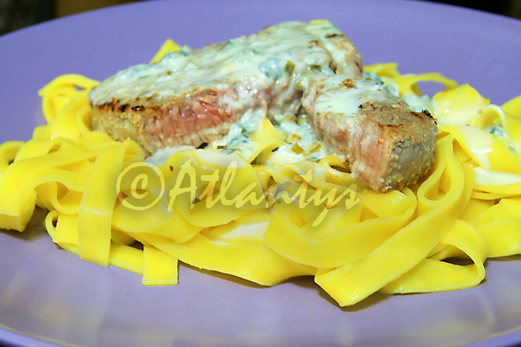 Terapia do Tacho Medalhões de vitela com molho (Veal