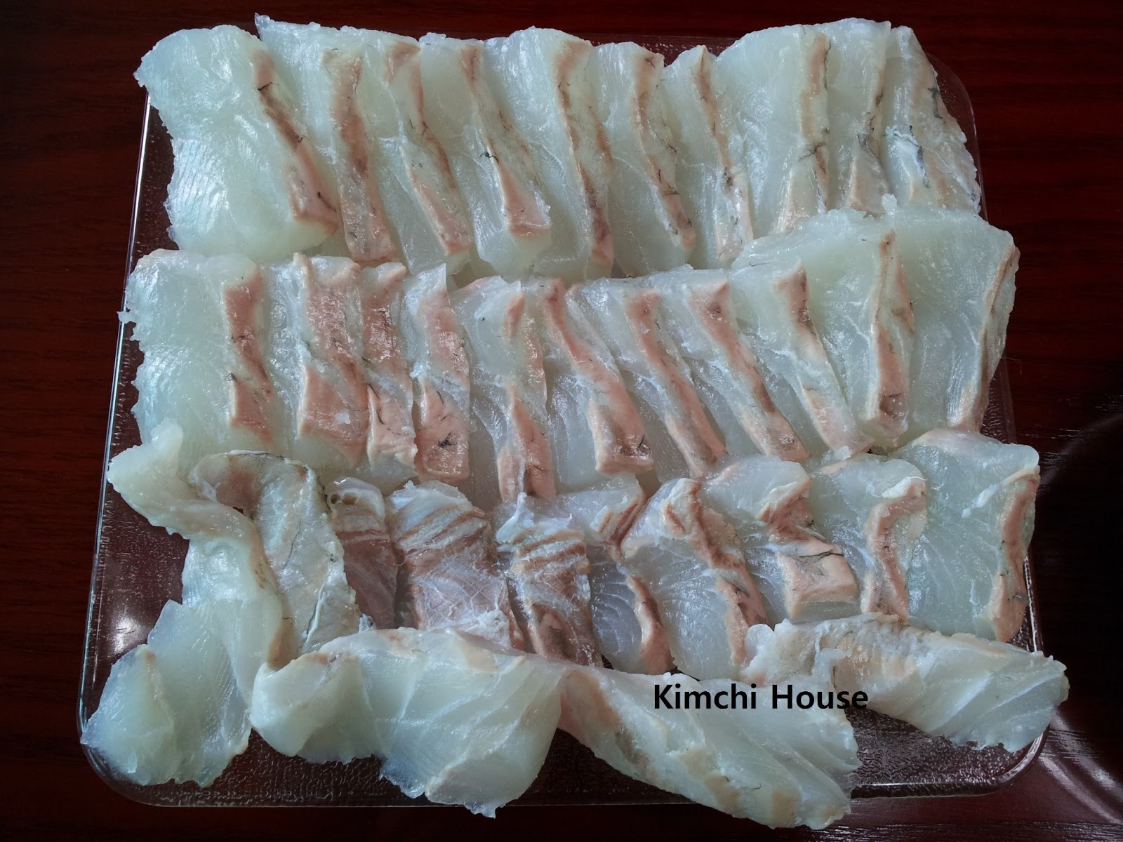 Kimchi House " Gwang O " Sashimi/ Halibut Sashimi/ 比目鱼鱼生/광어회