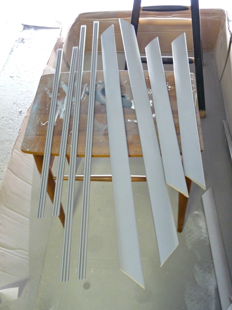 How to Antique, Stencil and Frame an Old Bathroom Mirror to Turn it