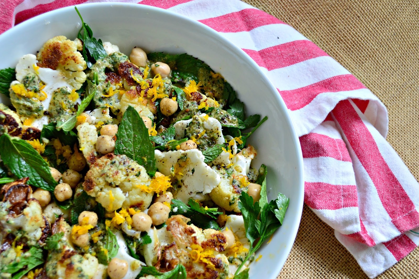 This is How I Cook Cauliflower Salad with Hummus and Tahini Dressing