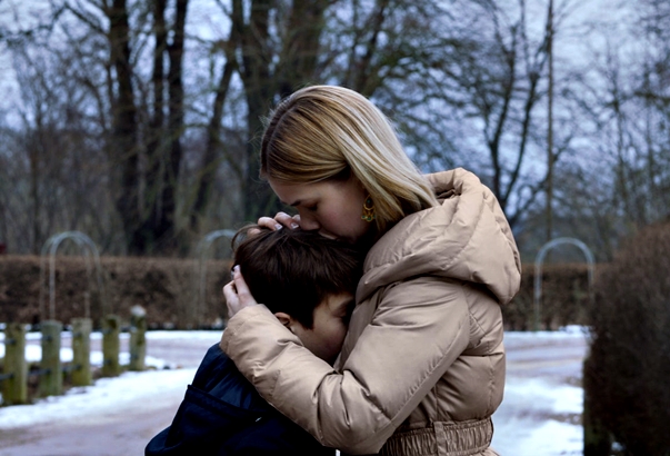 Crítica Alguien a quien amar