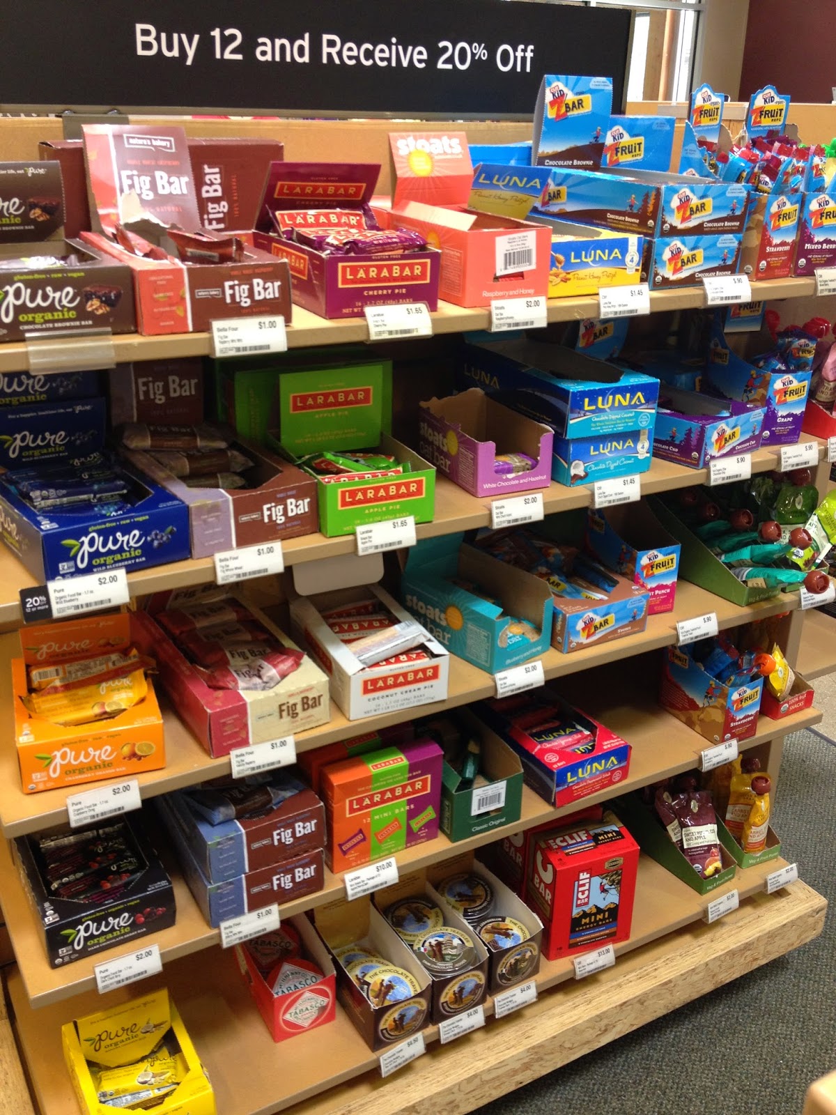 Eat to Compete! Which granola or protein bar should you buy?