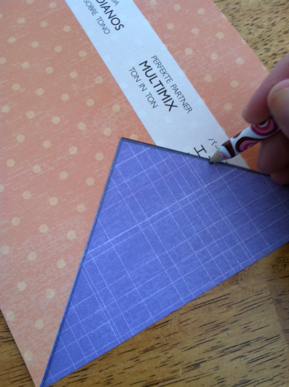 Rebecca's Round Up Easy Homemade Paper Flag Banner Garland {no cost}