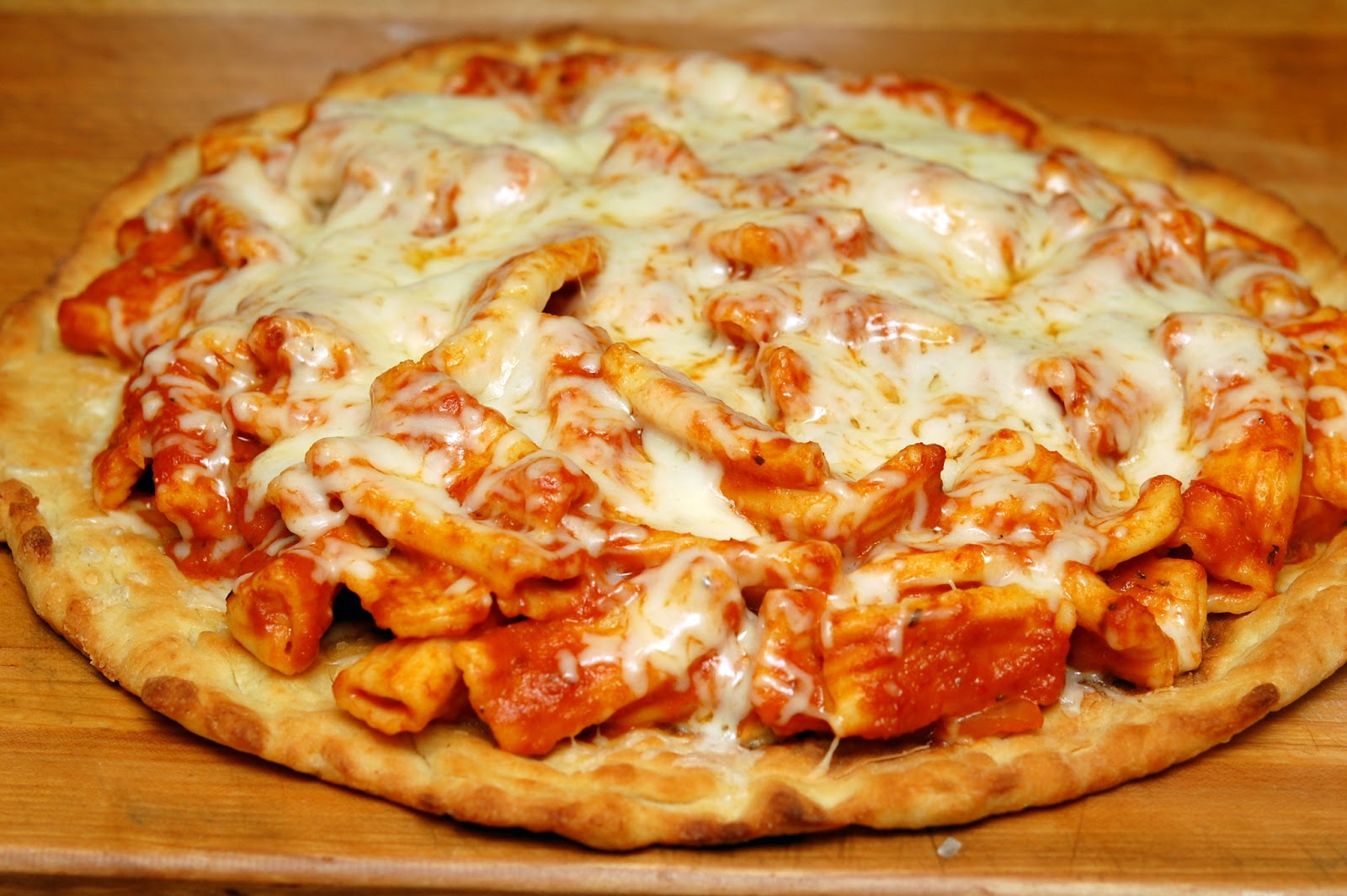 RIGATONI ALLA VODKA PIZZA!!!!! Hugs and Cookies XOXO