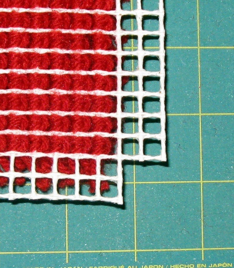 Crossed Stitches Latch Hook finish