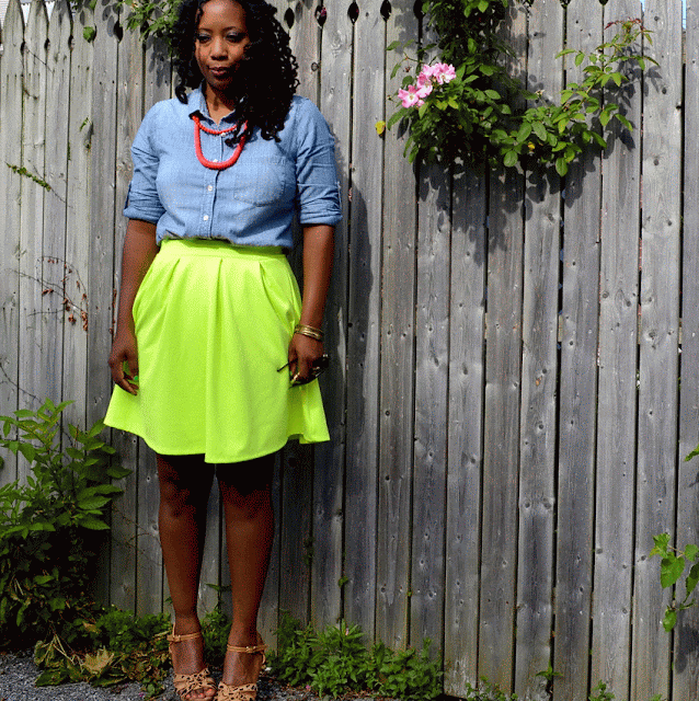 what to wear with neon skirt