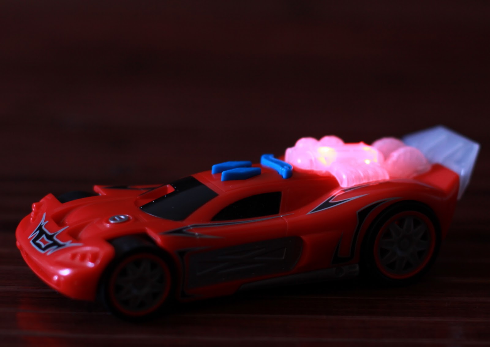 Hot Wheels Light Speedsters Spine Buster Review A Sparkle of Genius