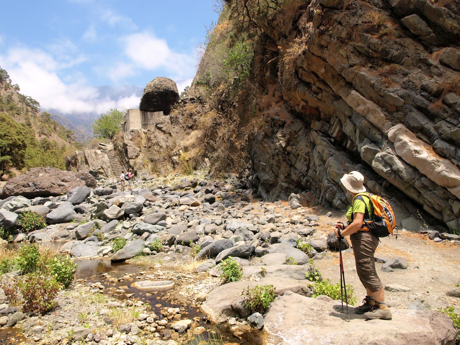 MIRADOR DE LOS BRECITOS, ZONA DE ACAMPADA, BARRANCO DE LAS ANGUSTIAS