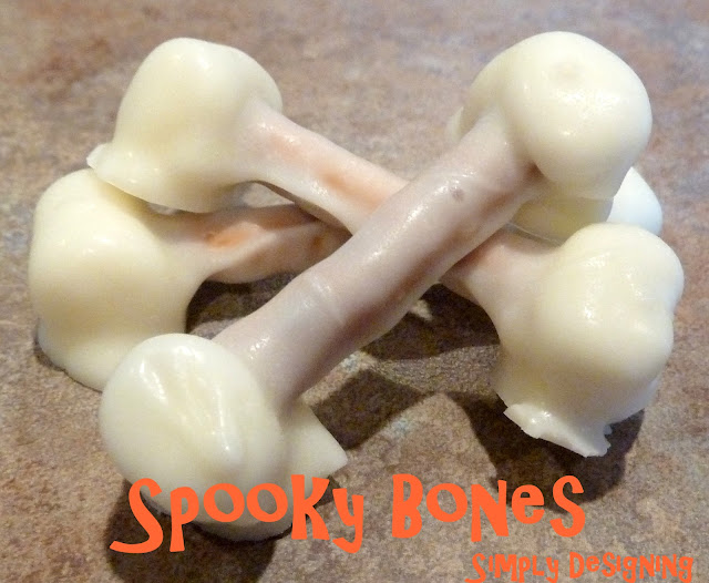 Spooky Bones 7 bones05a | Spooky Bones | 13 |