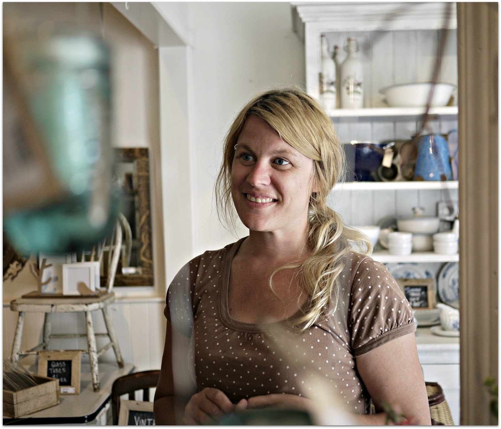 gustia The Tin Barn Market