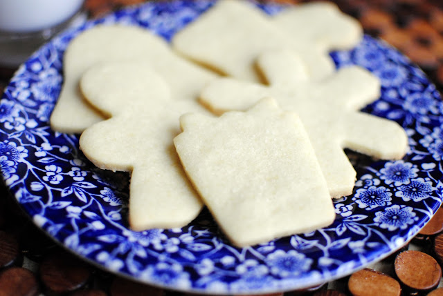 Homemade Sugar Cookies l SimplyScratch.com